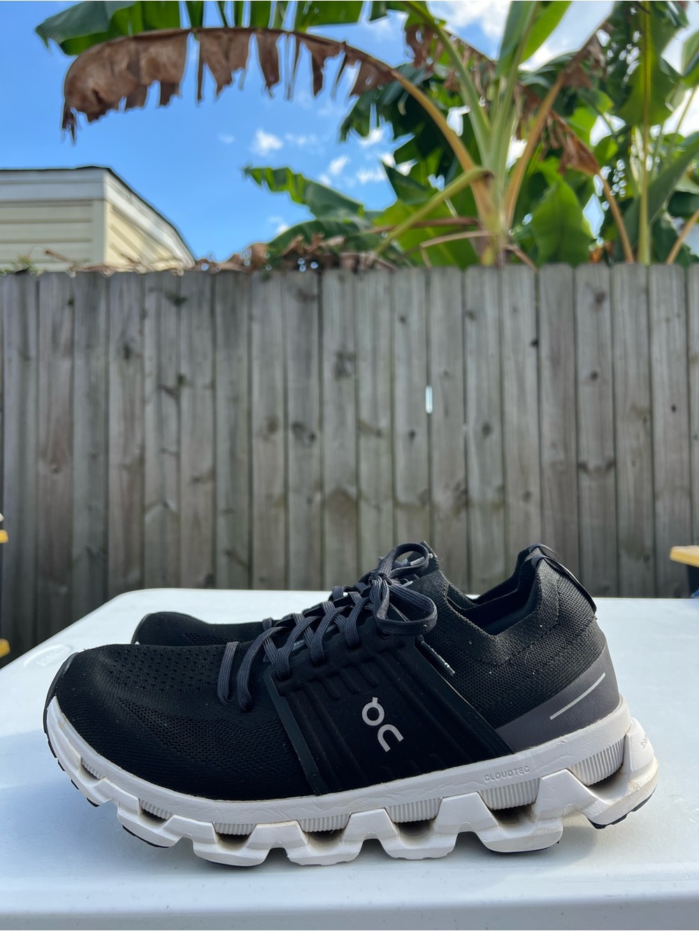 Men’s On Running Cloudswift  Running Shoes - Black/White size 12